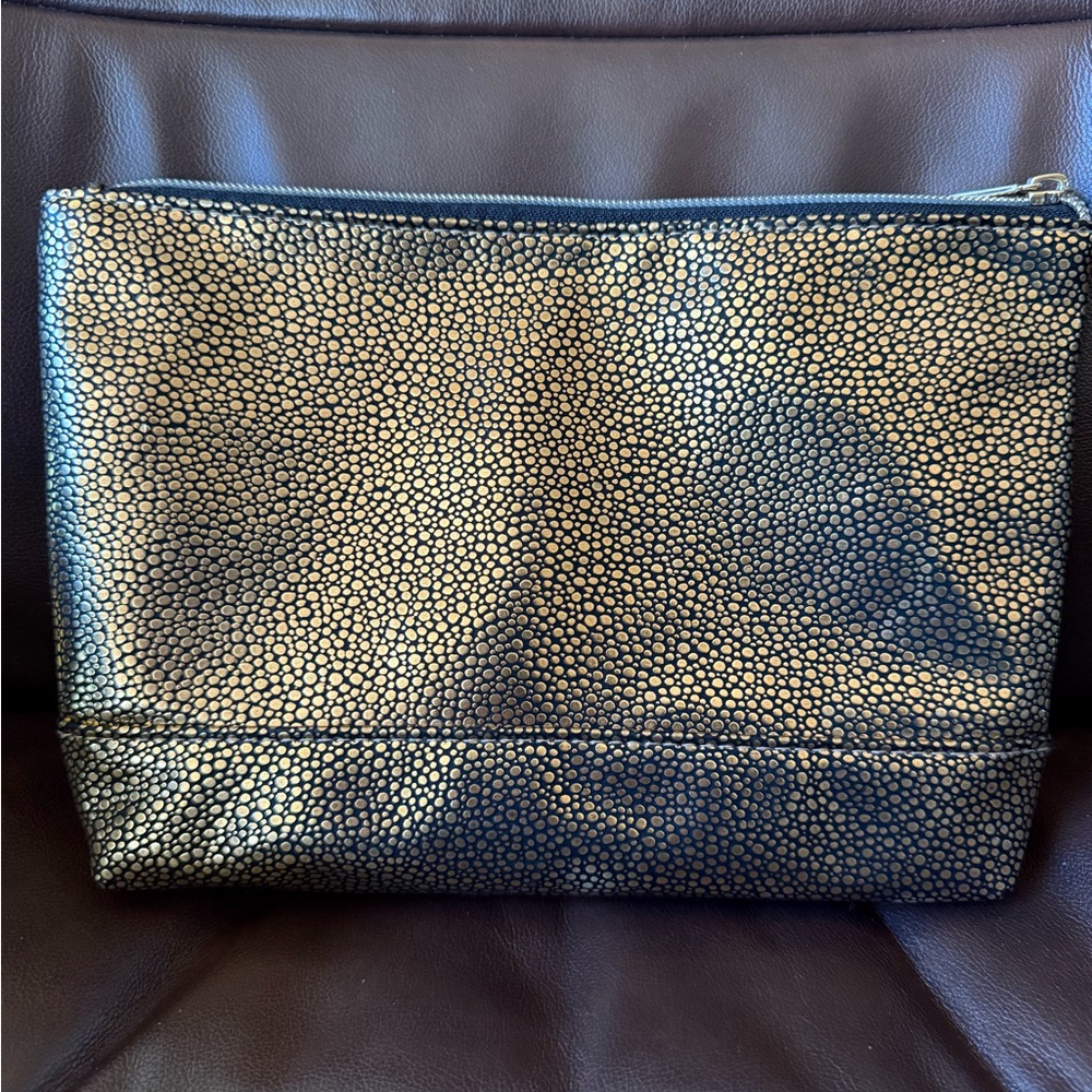 Tarte Metallic Gold & Black Textured Zippered Makeup Bag or Chic Clutch NWOT